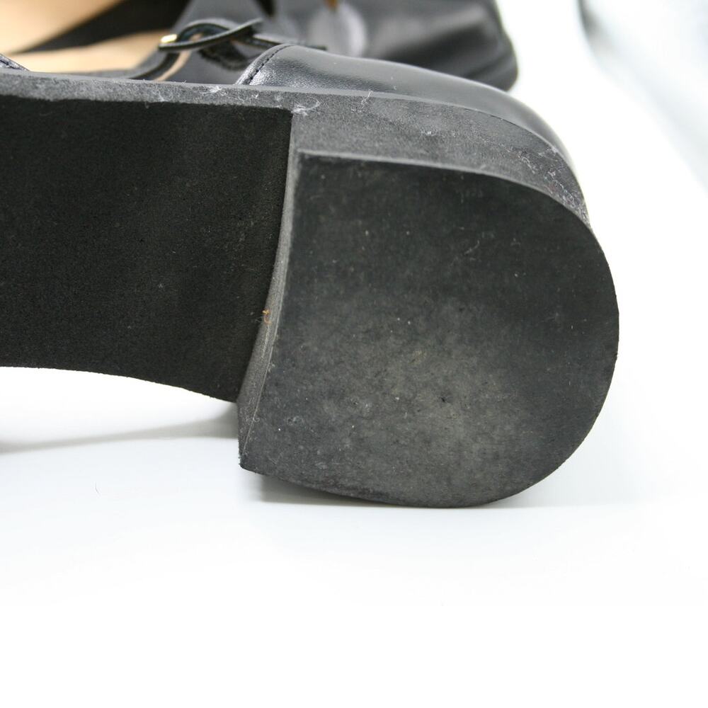 Salvatore Ferragamo Black Leather T-Strap Flats/Sandals, Cutout Design Size 8.5 - Picture 10 of 10